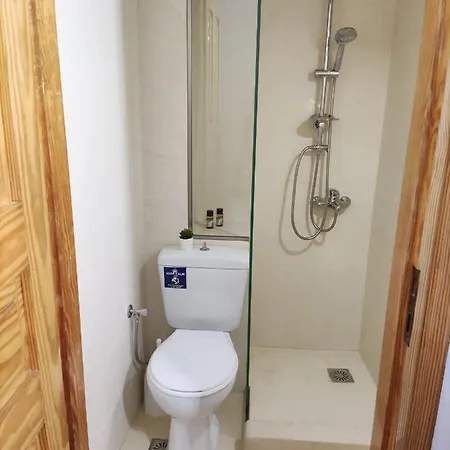 Homdwell Fine Living 2 *